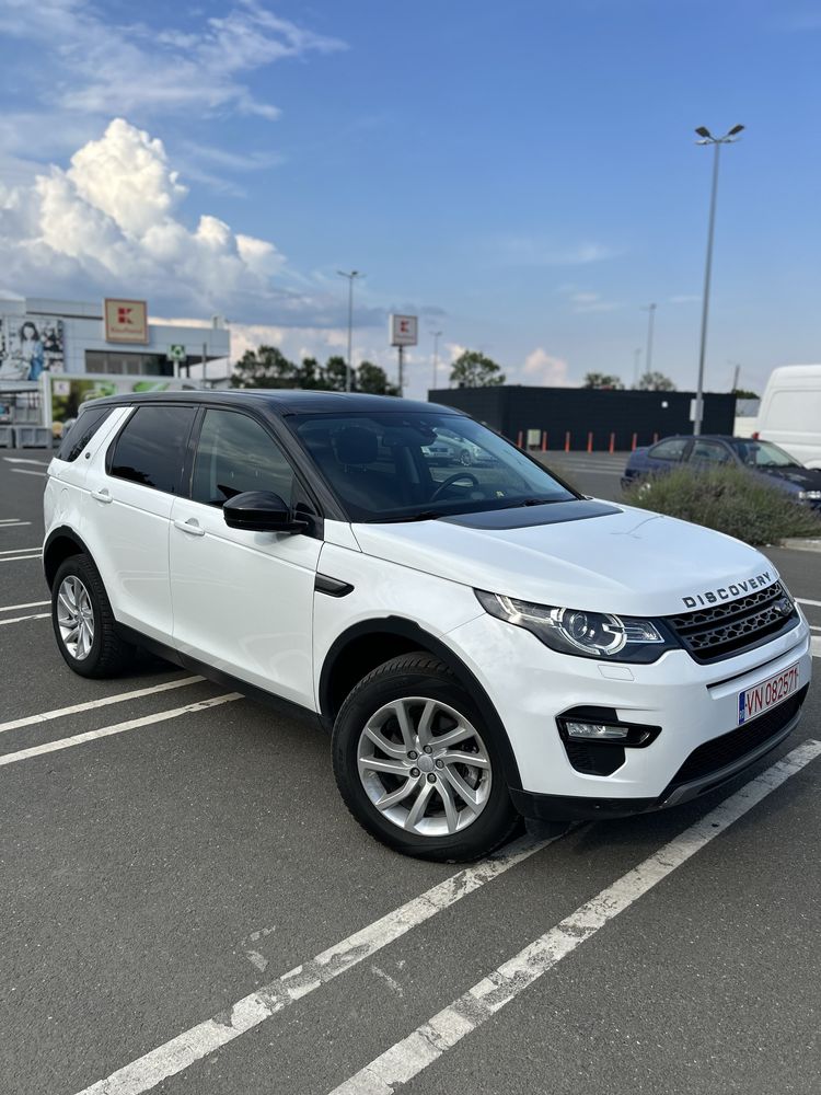 Land Rover Discovery!