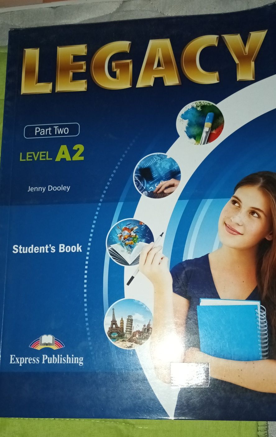Учебници за 8ми клас почти неизползвани
