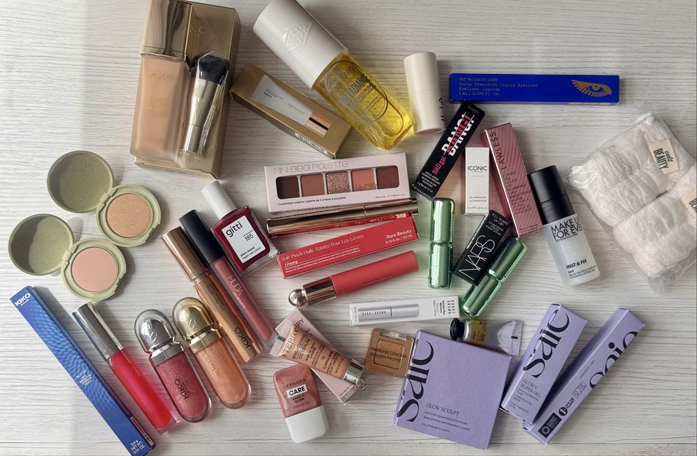 SAIE Huda Rare Beauty Natasha Denona Clinique ICONIC Clinique By Terry