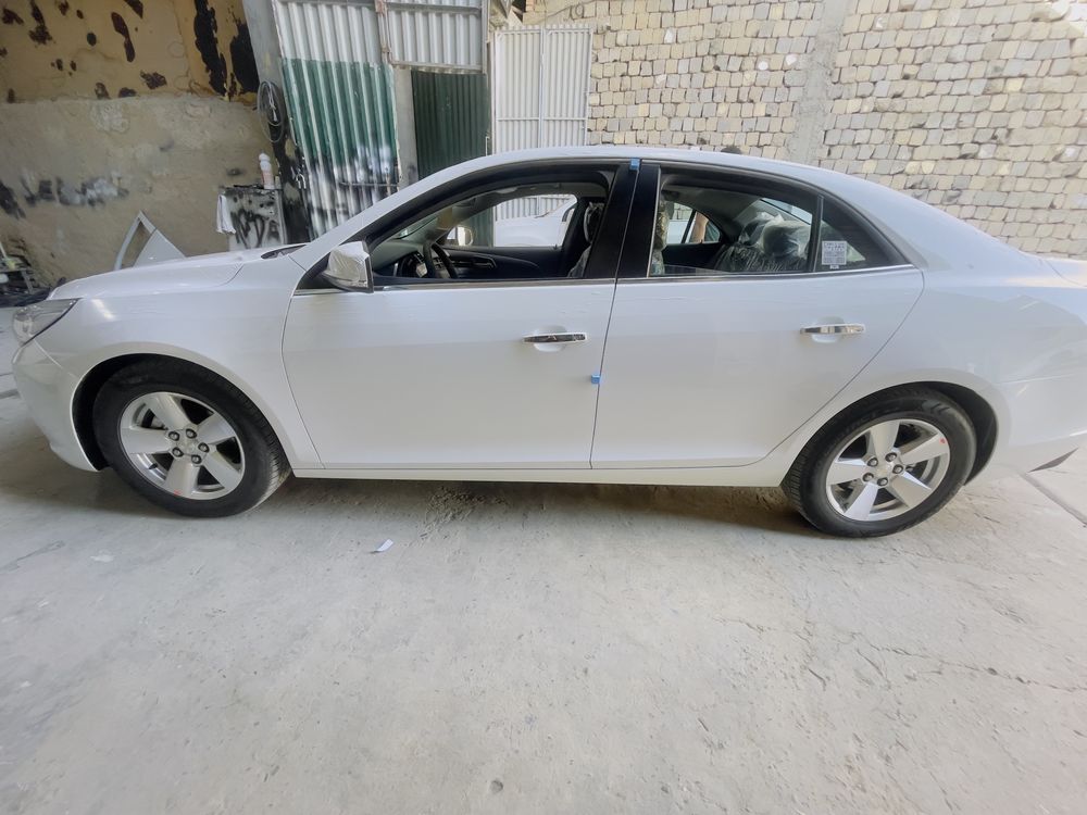 Malibu 1 2 pozitsiya