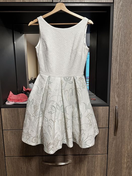 Къса рокля JUNONA. XS/S