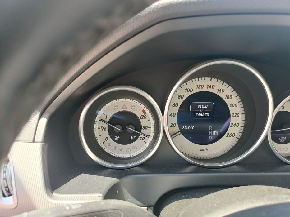 Mercedes E220 Bluetec
