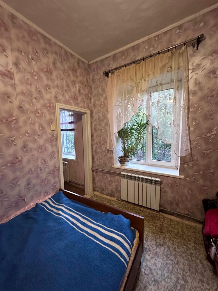 Продается дом на 4 районе