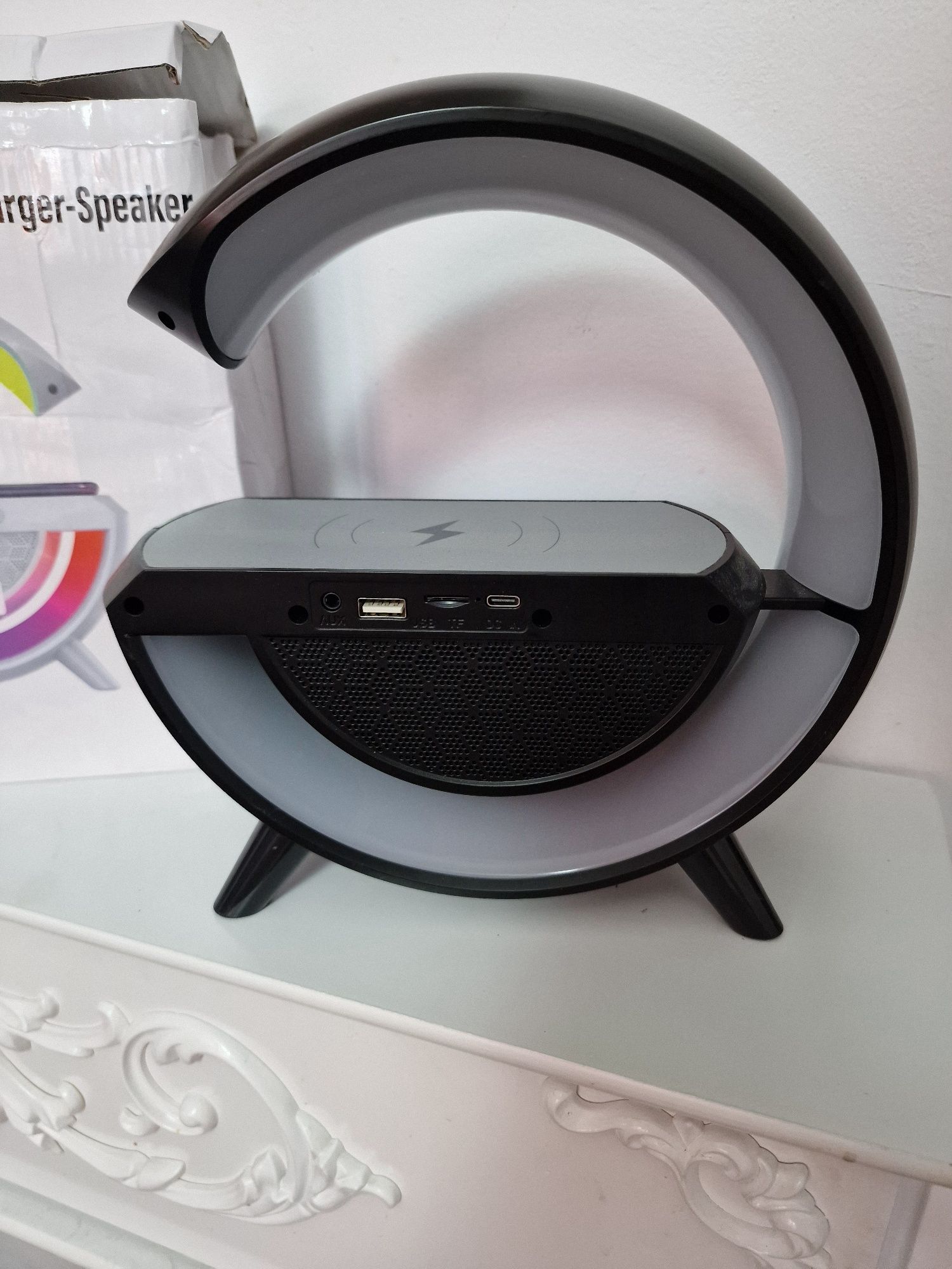 3 v 1 Rainbow Light-Wireless Charger- Speaker