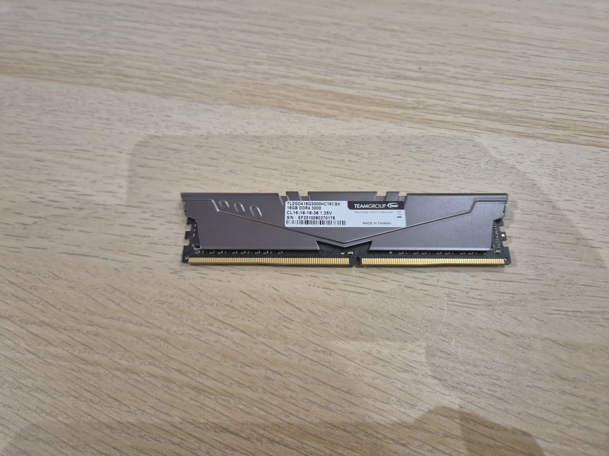 РАМ памет ddr4 16 gb / ram