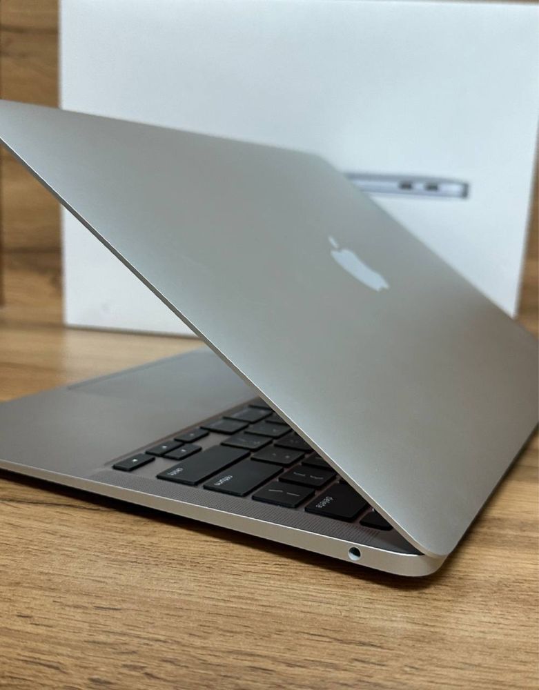 MacBook Air 13 2020 | M1 | T31943