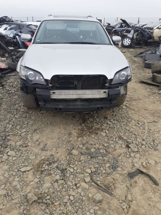 Dezmembrez Subaru Outback 3.0i
