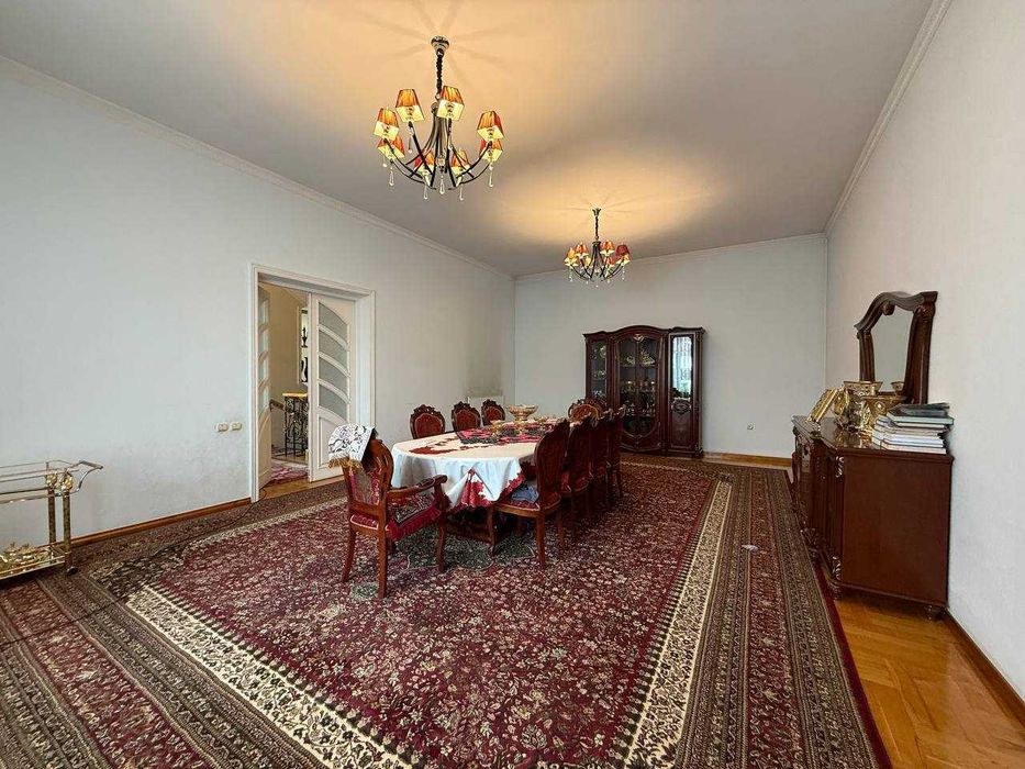 Продаётся Дом 5 соток в Ул Хирмонтепа (Никитина) !!!