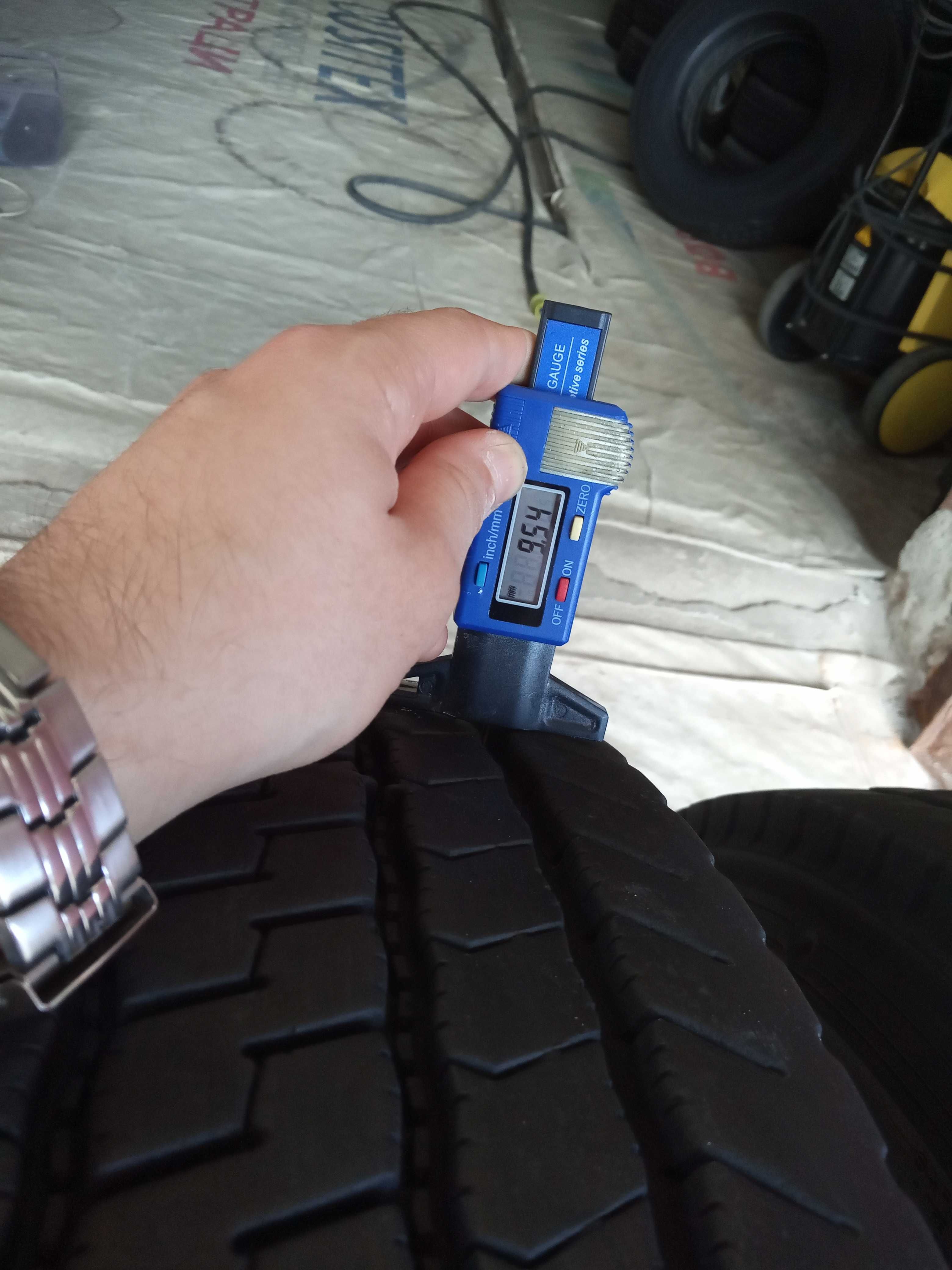 2 тежкотоварни гуми 215/75R17.5 Bridgestone M788 126/124M M+S