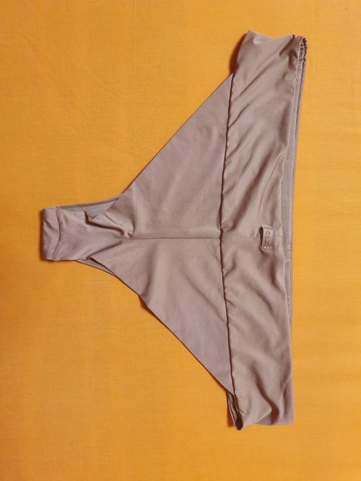 Slip de dama, nou-nouți