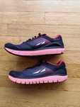 Altra Provision W