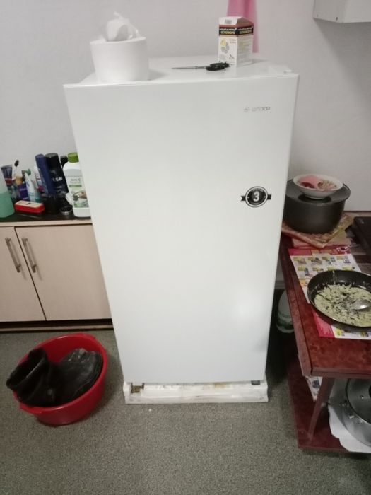 Продам новый холодильник