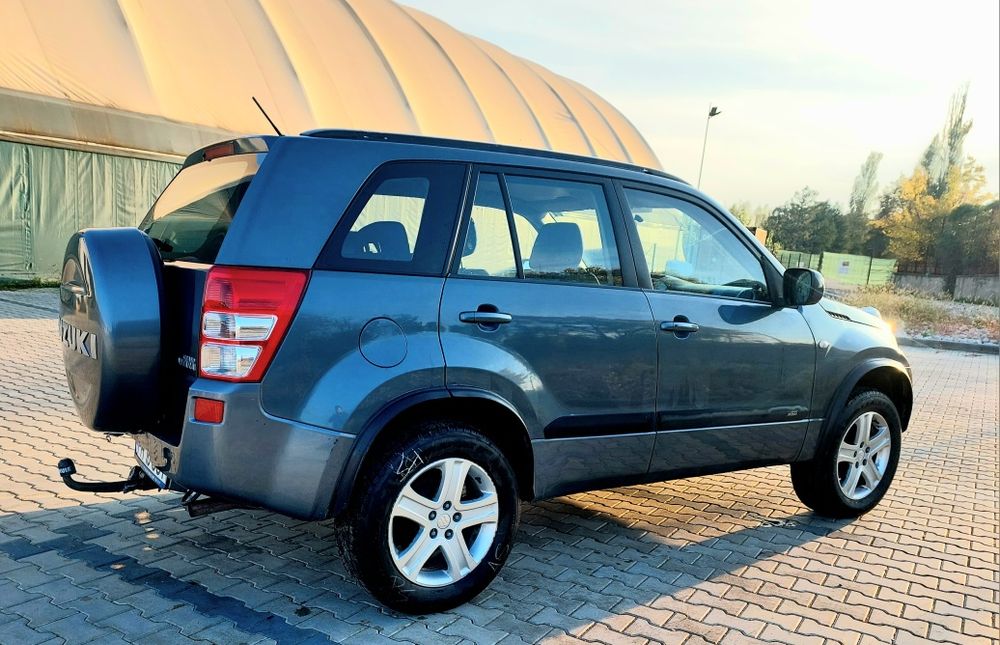 Suzuki Grand Vitara 2, motorizare 2l benzina!