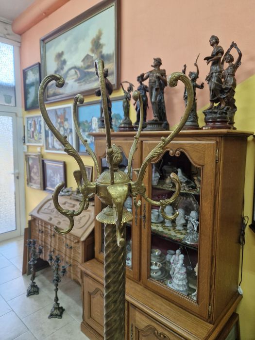 Страхотна антикварна френска закачалка бронз и мрамор