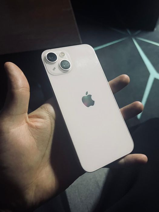 IPhone 13 в идеальном состоянии