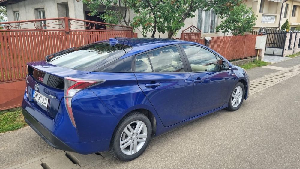 Vand TOYOTA Prius Hibrid