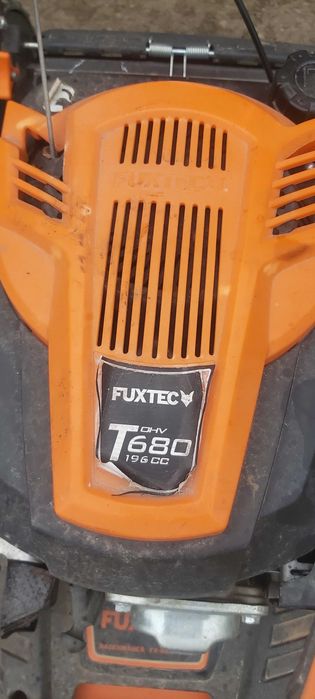 Косачка бензинова самоходна Хонда-Брикс