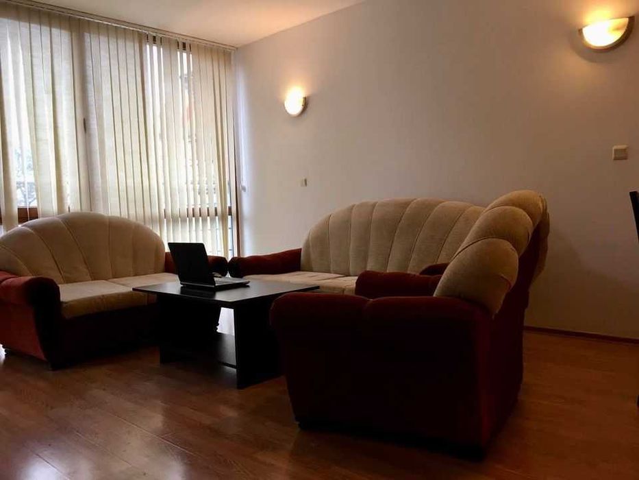 Дава се под наем Двустаен апартамент в Бургас, Лазур - 78 кв.м за 408 € - Снимка #1