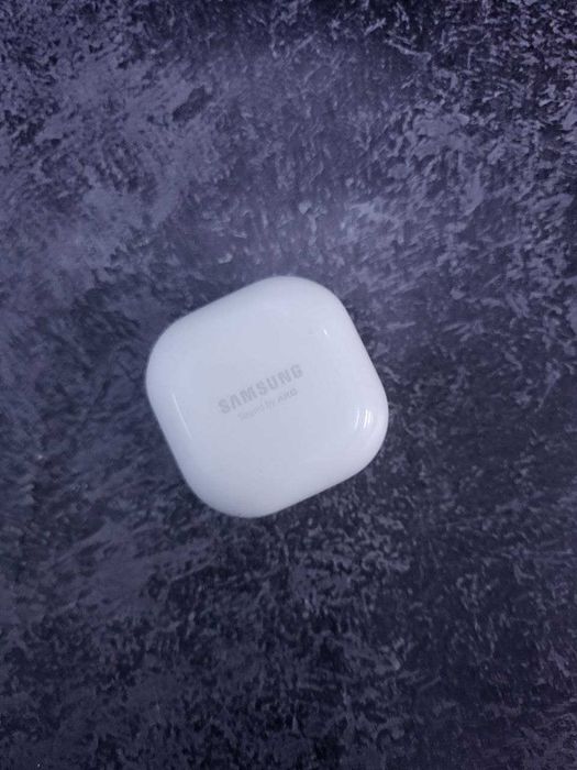 Наушники Samsung Galaxy Buds Live (Актау 26мкр Достык) 4411