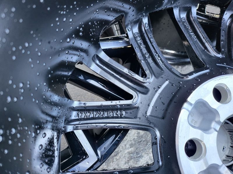 17цола Toyota 5x114,3 Тойота Оригинални 4бр