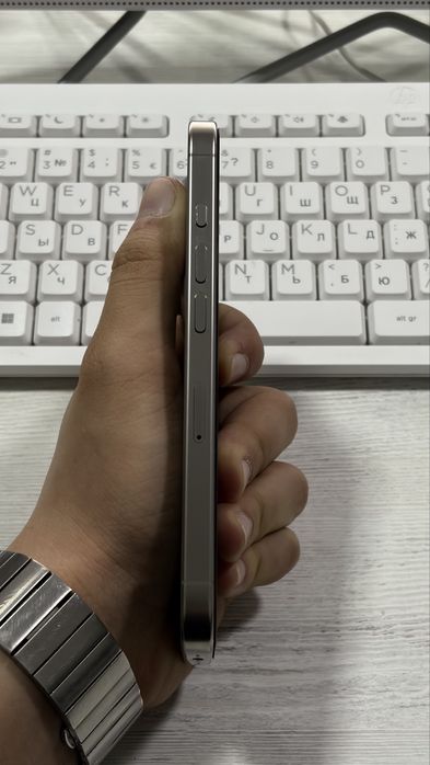 Iphone 16 Pro 128 gb Natural Titanium