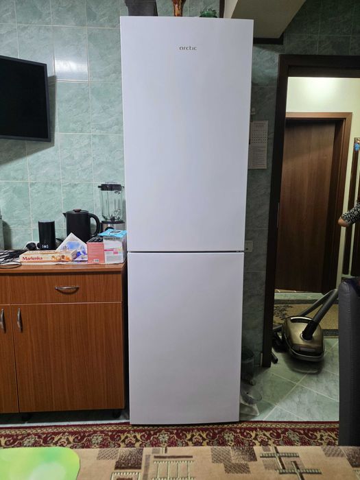 Frigider Arctic 2020