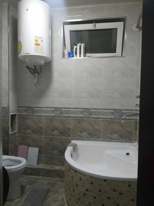 2 xona 1etaj eski shaxar o'zbegim tuyxonasini orqasidagi 3etajni domla