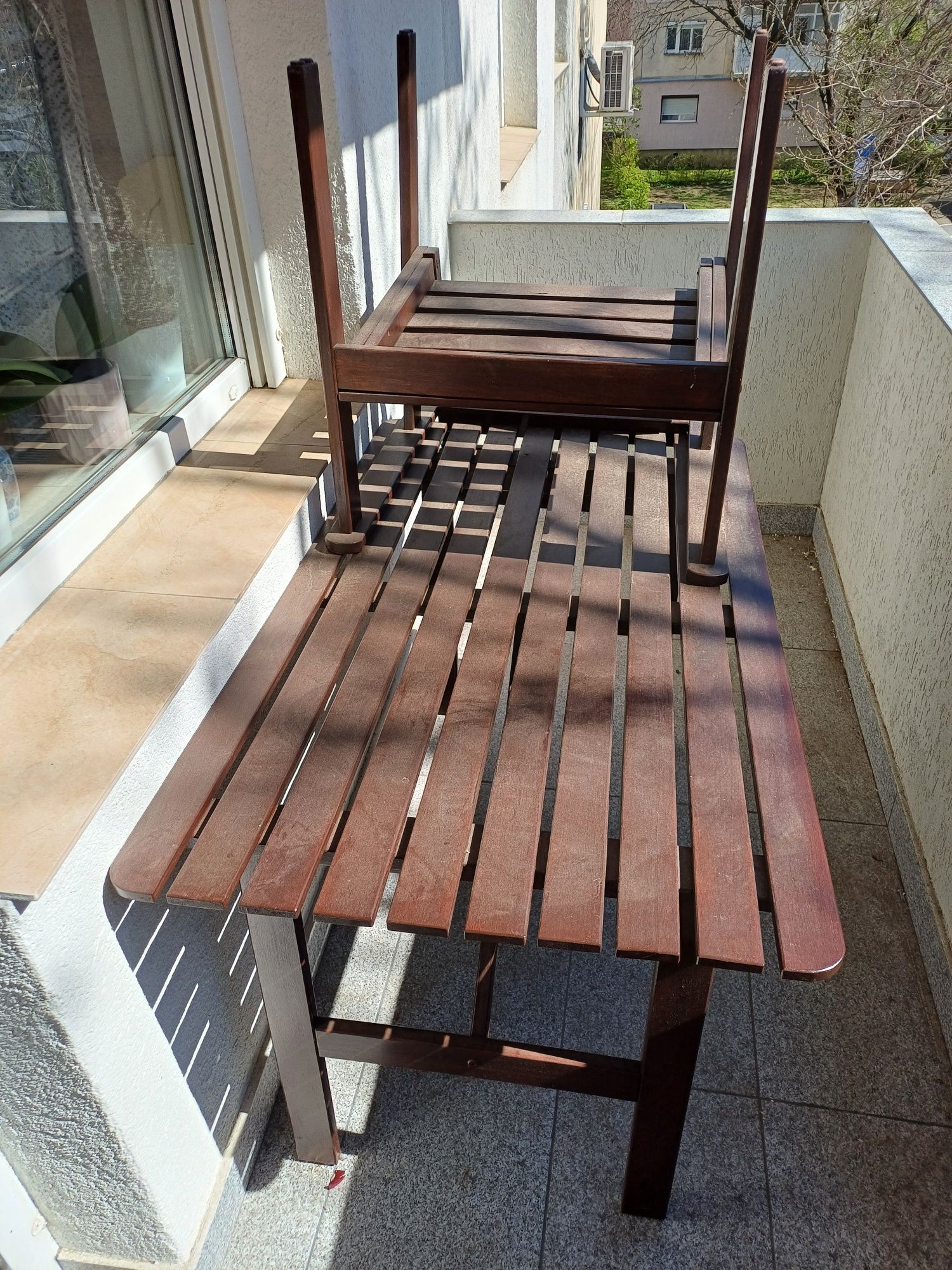 SUUPER OFERTĂ!!! Vând masă și scaune de grădină/terasă