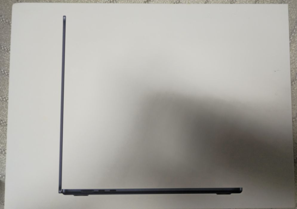 Macbook Air M4 2025