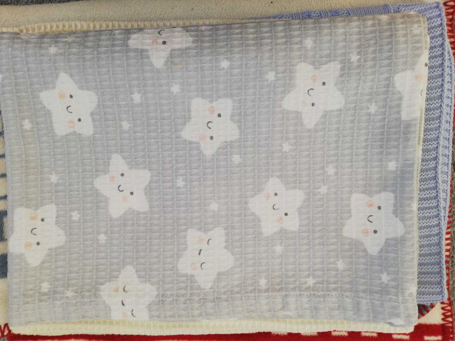 Vând set de pleduri bebeluși