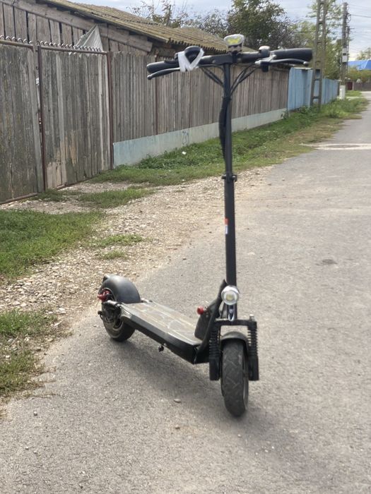 Vand trotineta electrica myria road traveller pro