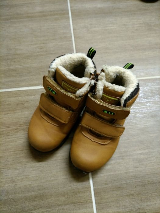 Детски боти 25 номер