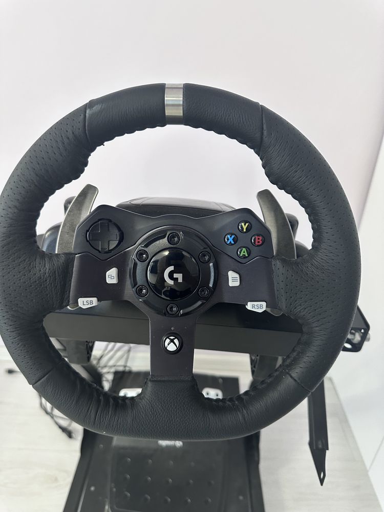 Logitech Driving Force G920 за PC и Xbox