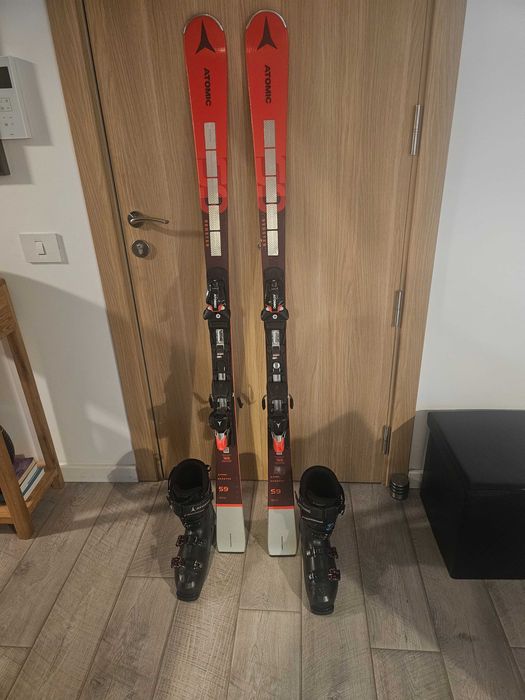 Vand Atomic Redster S9, an 2023, clapari Atomic Hawx ultra 130 pro