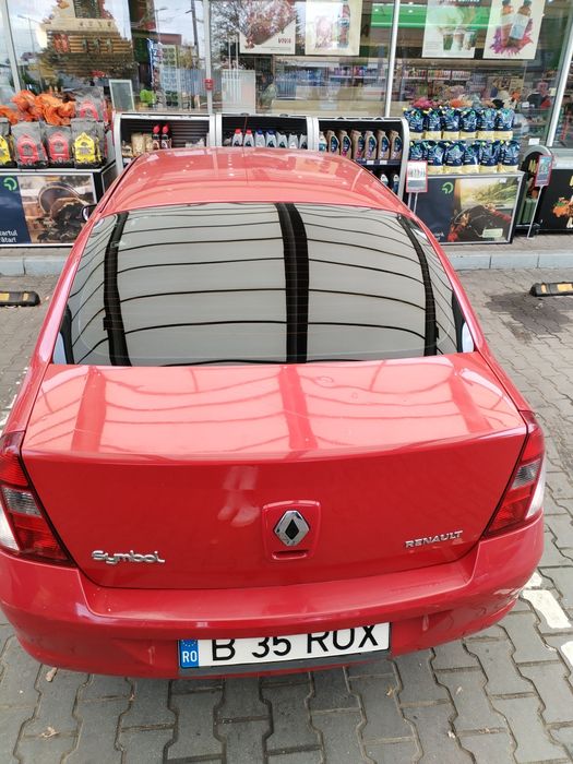 Vând Renault simbol