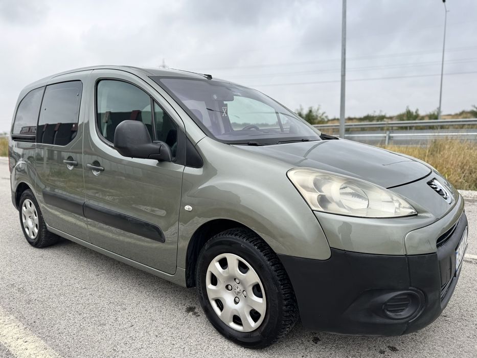 Peugeot Partner 1.6 HDI 90к.с ОБСЛУЖЕНА