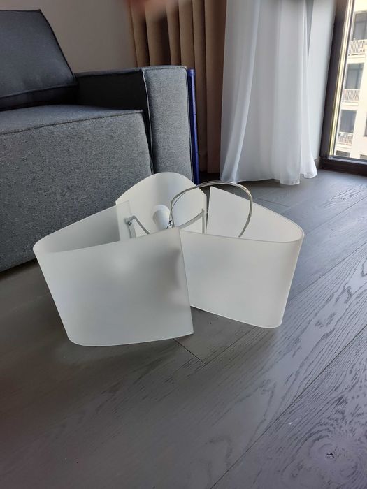 Lampa suspendata din sticla cu becuri Philips Hue White and Color