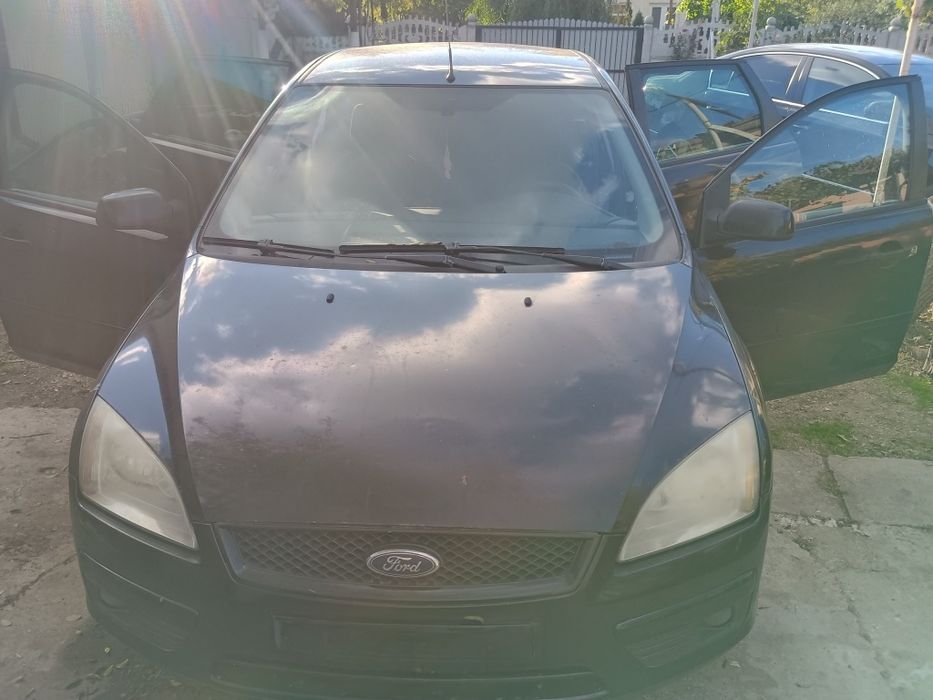 Vând Ford focus 2