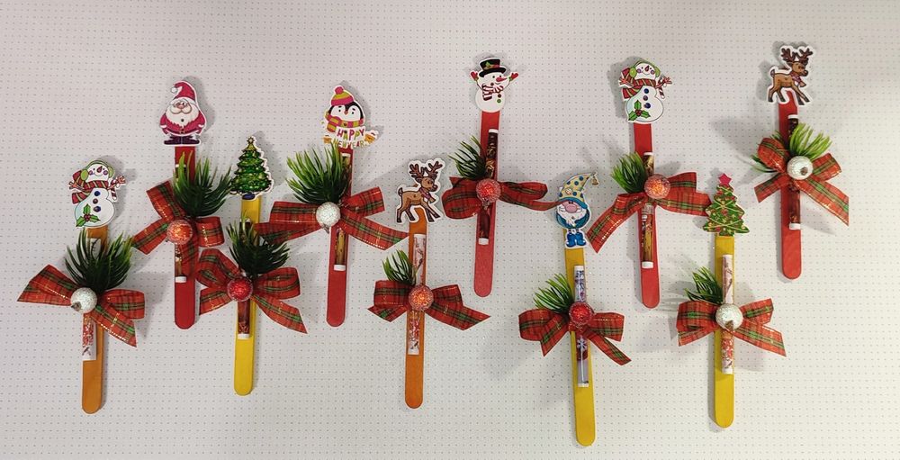 Коледни венци/Елхи с мъх/висулки за закачане/ късметчета