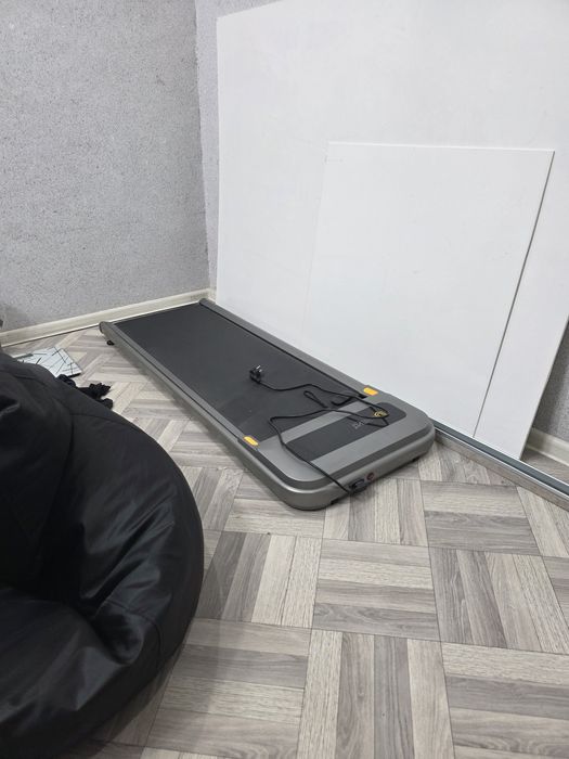 Продам беговую дорожку