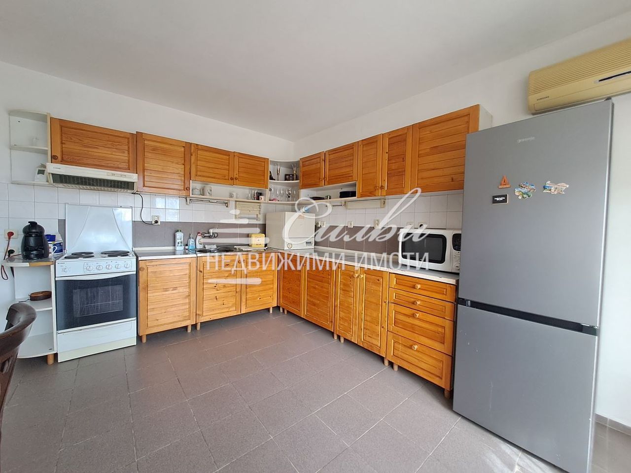 Продава се Мезонет в Шумен, Болницата - 223 кв.м за 789 €/кв.м - Снимка #3