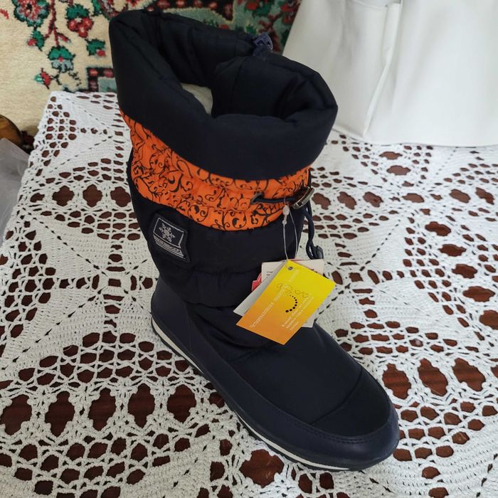 продам зимние женские сапоги