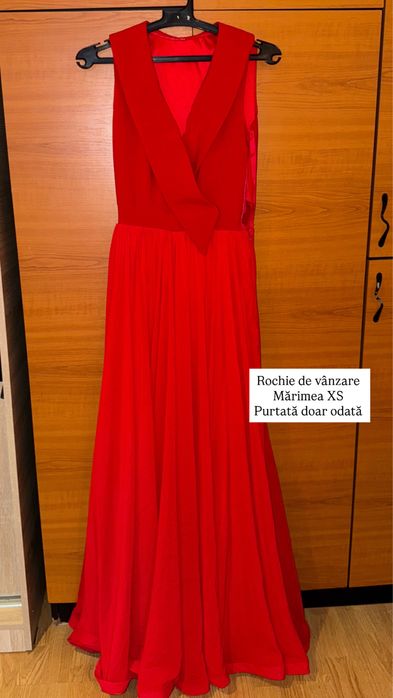 Rochii purtate doar odata.