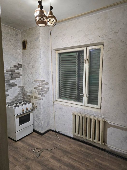 Продаётся 1/3/5 Куйлюк-5 Без ремонта 38м2 Ор-р: Медицинский техникум