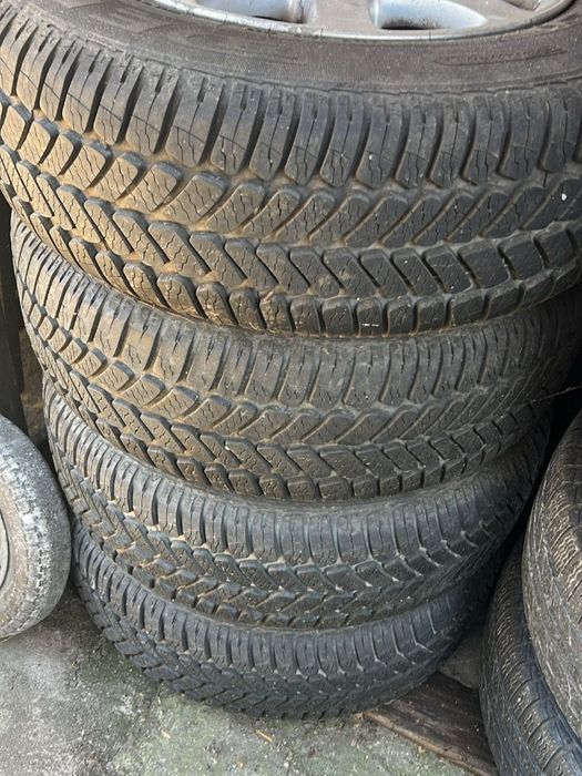 Set 2 Anvelope 195-65-15 M+S cu Jante pe R15 de Hyundai si Kia