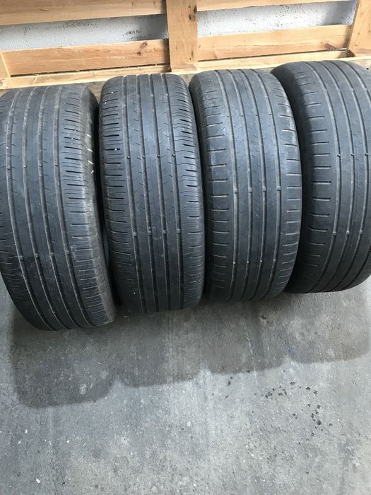 Set anvelope de vara 235 55 18 Continental
