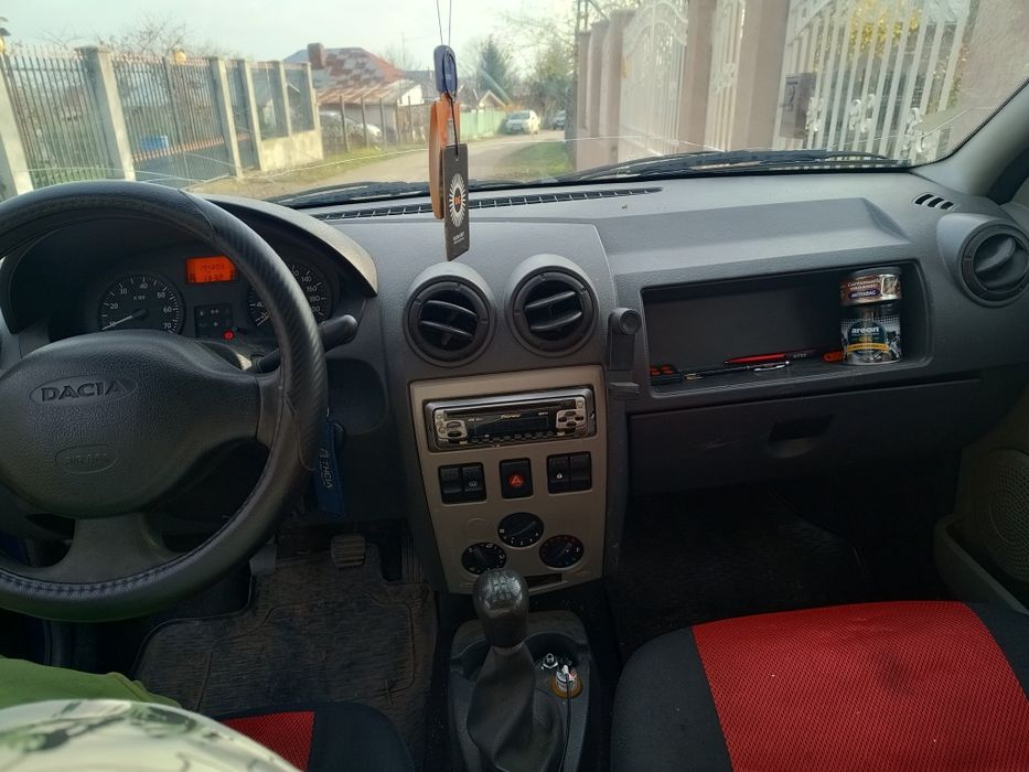 Vând Dacia Logan 1,4 GPL, an de  fabricație 2005