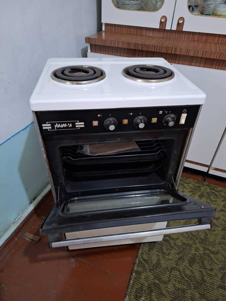 плита электрическая с духовкой