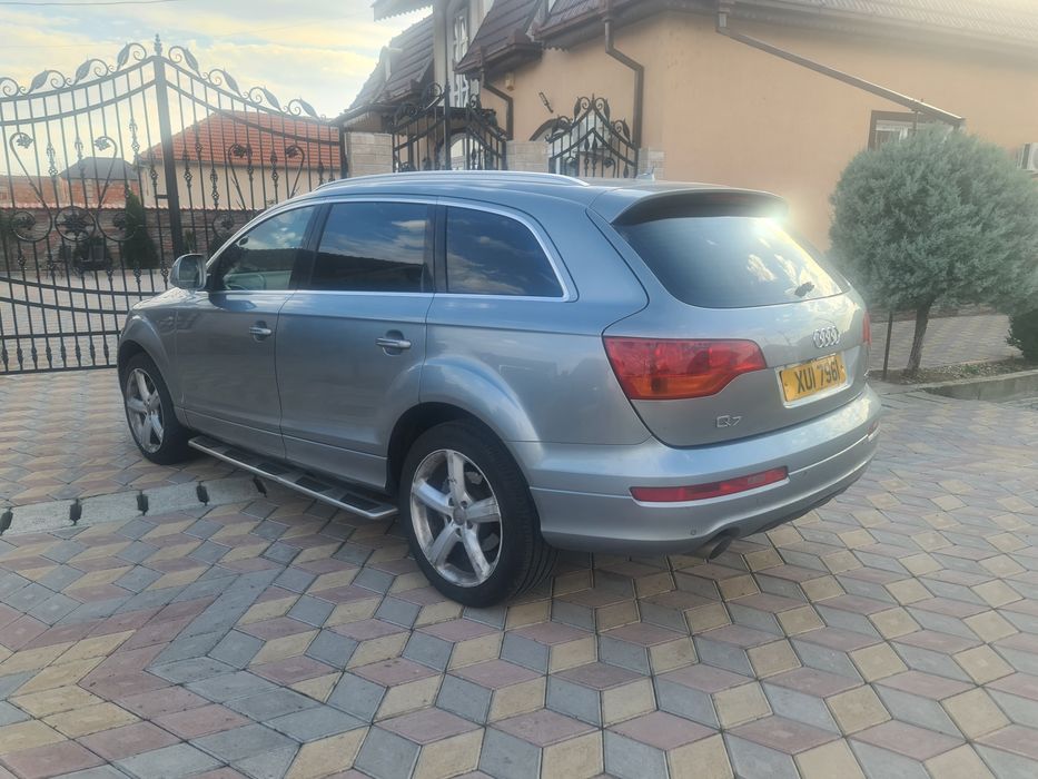 Audi q7 3.0 tdi anul 2008
