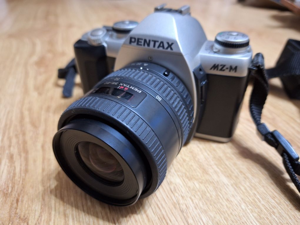 Camera foto Pentax MZ-M, Obiectiv 35-80 + Accesorii